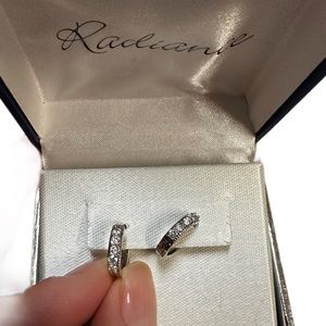 🌟 Small Silver Cubic Zorconia Hoops